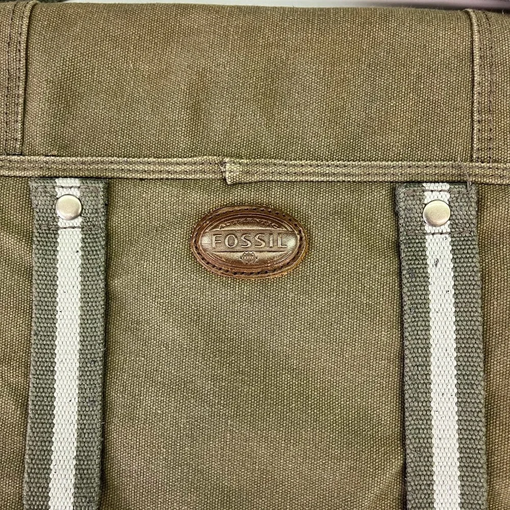 Fossil Olive Green Canvas Messenger Bag Crossbody Satchel Buckle Utility Unisex